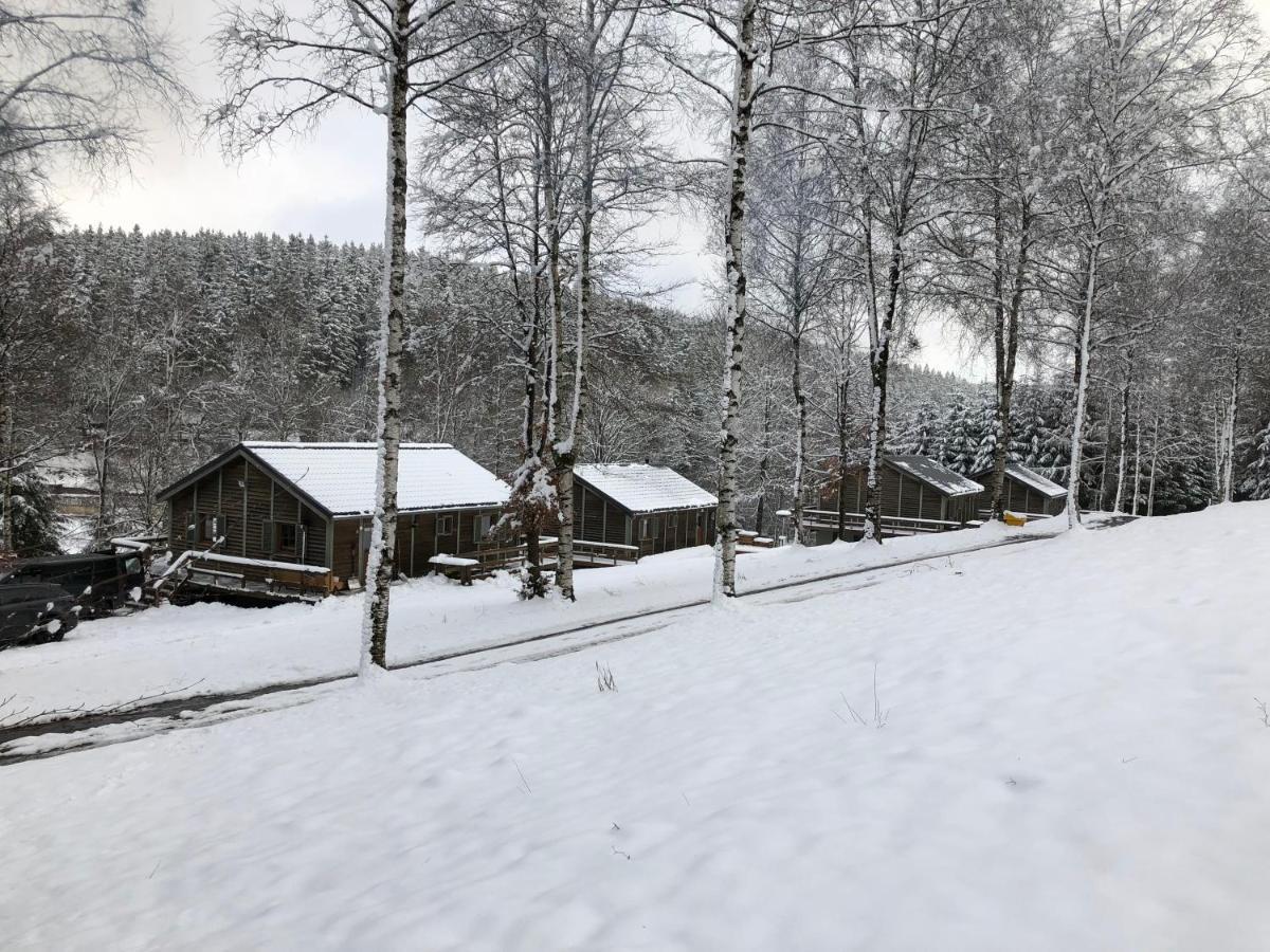 Chalet de charme, le Caribou Lodge, Eifel belge Büllingen Buitenkant foto