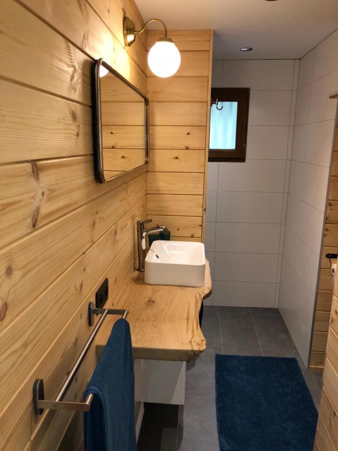 Chalet de charme, le Caribou Lodge, Eifel belge Büllingen Buitenkant foto