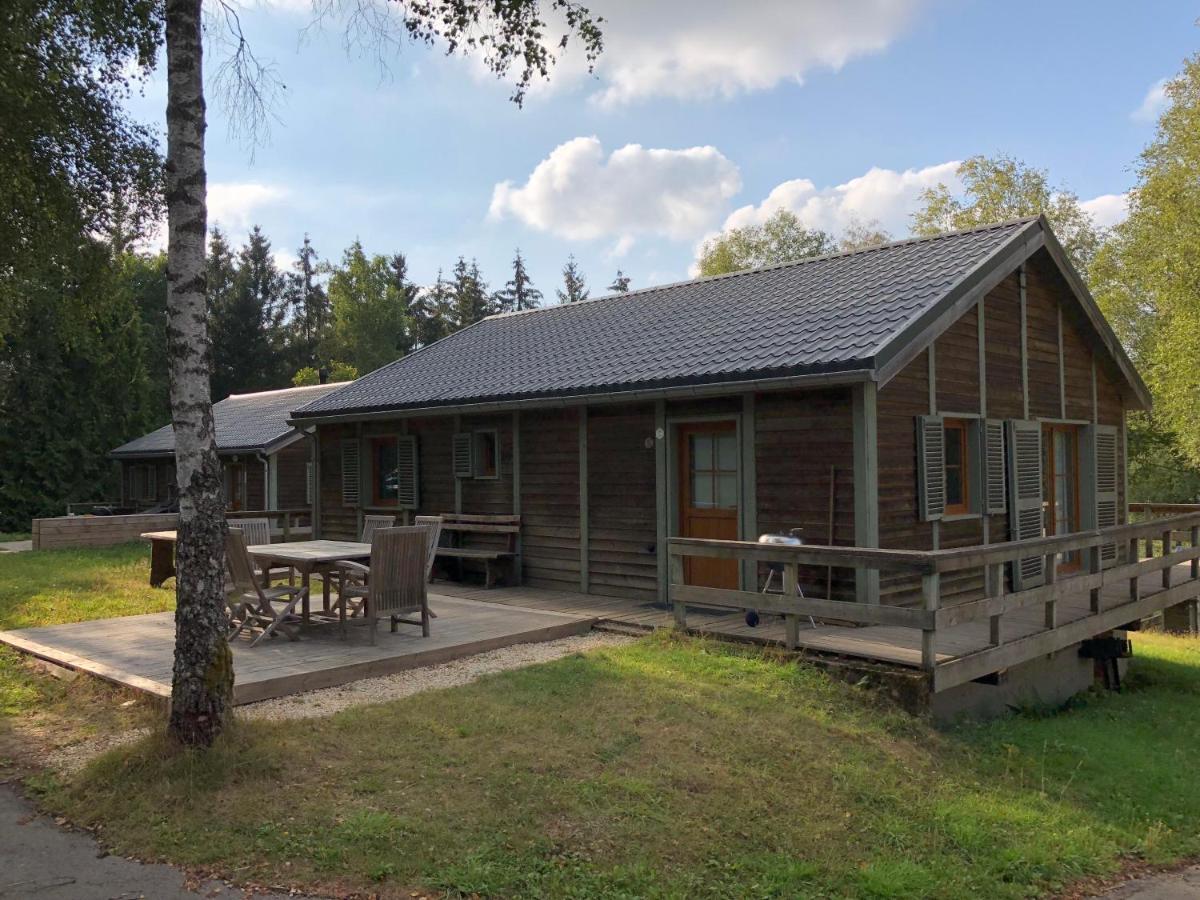Chalet de charme, le Caribou Lodge, Eifel belge Büllingen Buitenkant foto